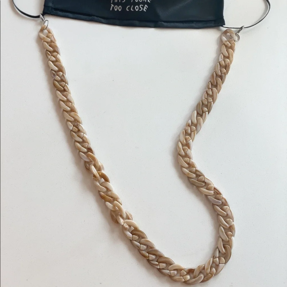 Face mask chain holder lanyard sunglasses chain